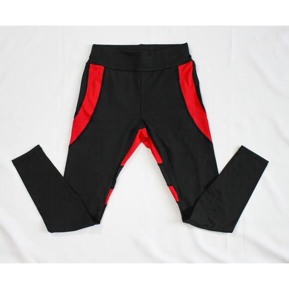 New In Bag Heart on Butt Size Medium Seamless Red and Black Stretch Leggings - Picture 2 of 2